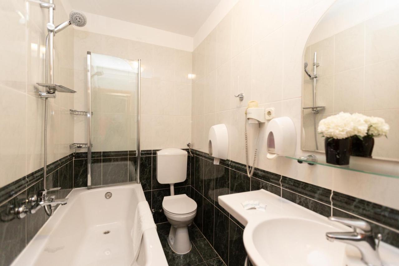 Hotel Bozikovina 3 Podstrana Extérieur photo